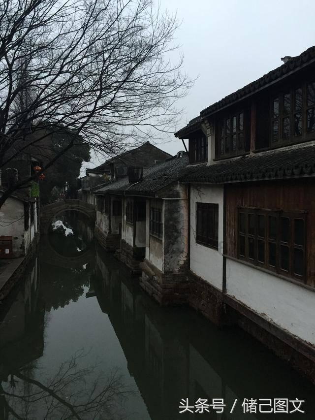 福州火车站　昨日发送旅客9万人次